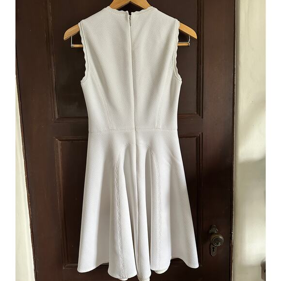 REBECCA TAYLOR | White Textured Fit & Flare dress with Scallop Detail | Size 4 - Picture 2 of 7